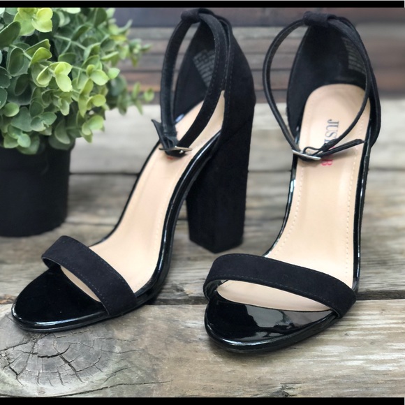 Black strappy block heel size 7 - Picture 1 of 7